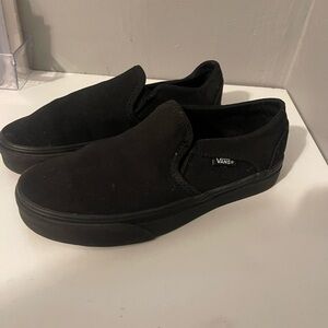 Vans Classic Slip on shoes (black) 6.0 women’s